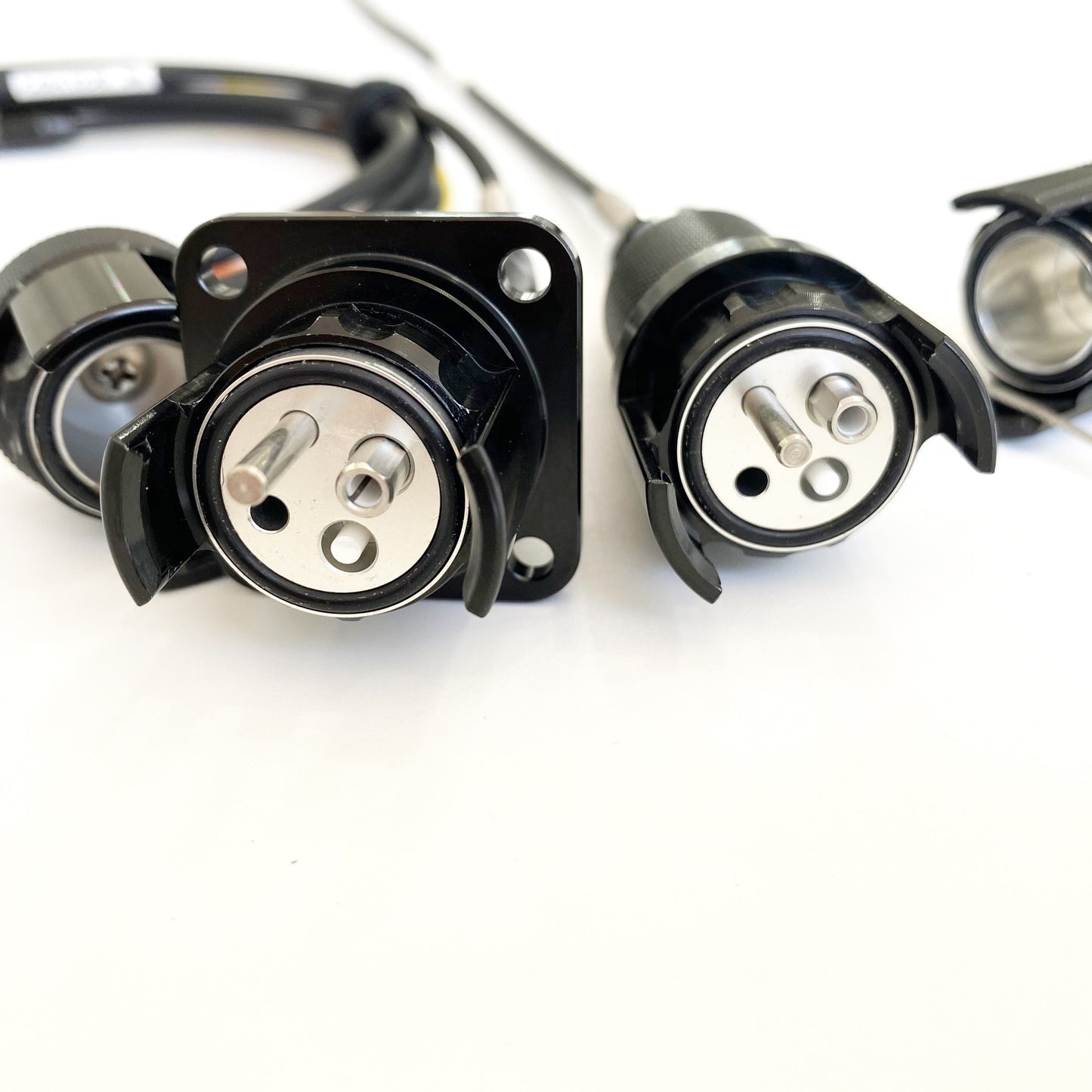 YZC02P YZC02S PLUG and SOCKET Outdoor Field Waterproof Ip67 Fiber Optical Connector Assemblies