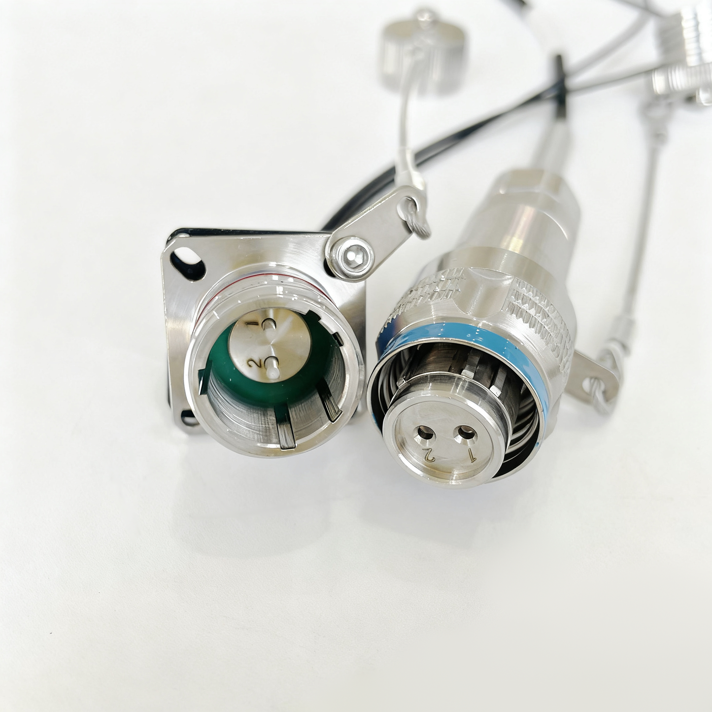 F-tone D38999 YMF 2Cores Single Mode Fiber Connector Plug and Socket Fiber Optic Cable Assembly YMF02P/YMF02S