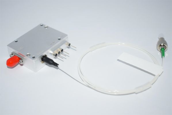 12GHz Balanced Photodetector