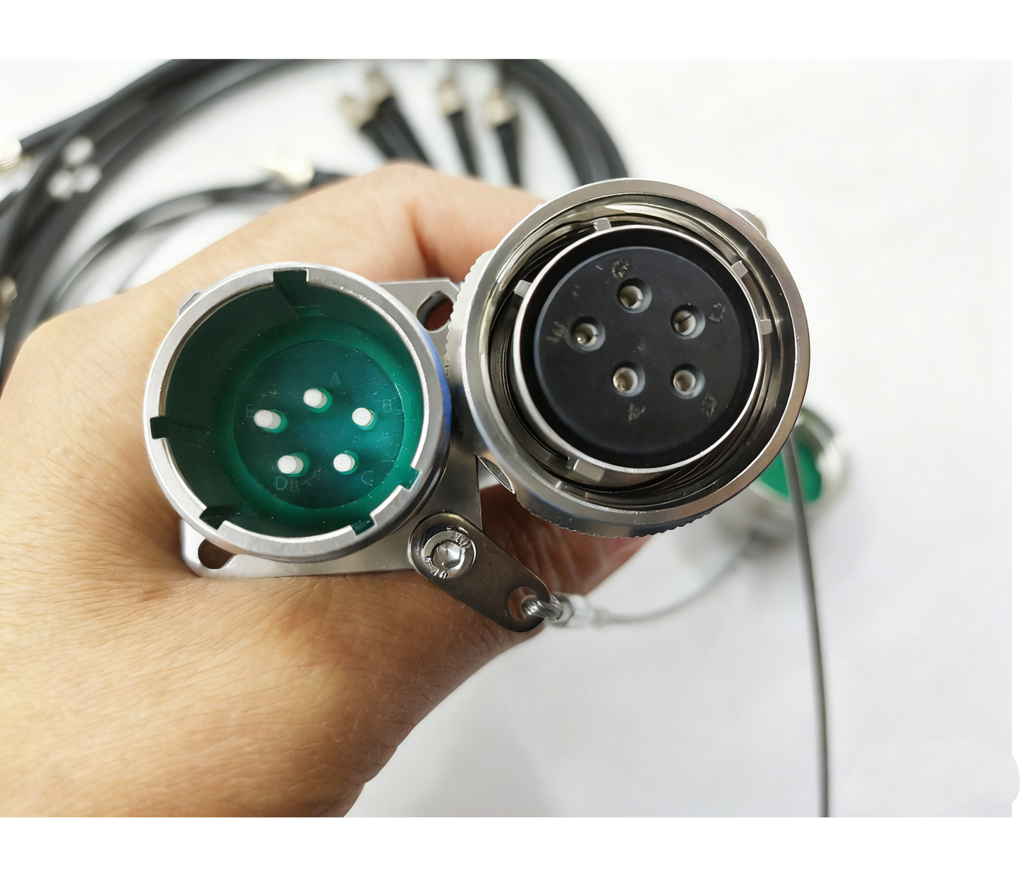 F-tone D38999 5Cores single mode fiber cable Plug and Socket J599/26KC05B1N -5ST fiber optic cable Assembly