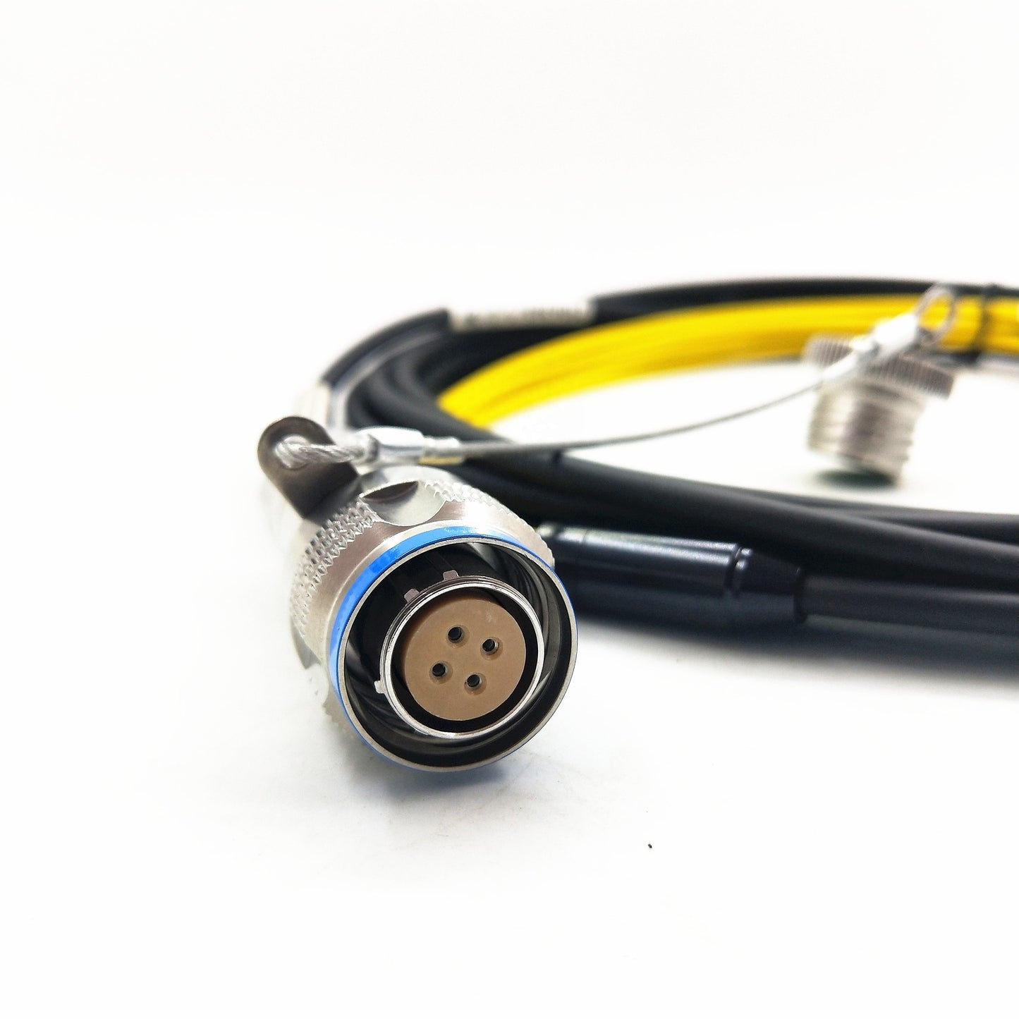 F-tone D38999 Series Standard Circular Connectors 4Cores Plug Fiber Optic Cable Assembly