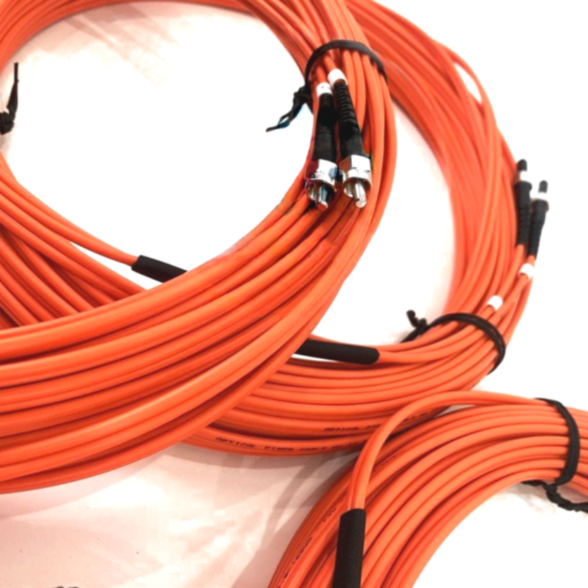 SMA905 Fiber Connectors Have Different Diameter Ferrules and All Components Manufacturer Fiber Optic Cable Assembly