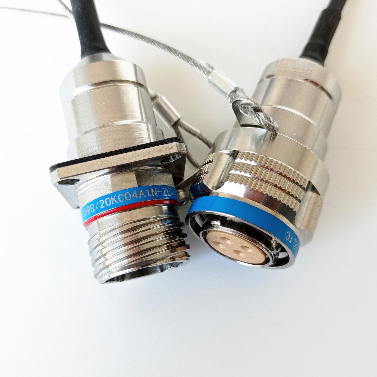 F-tone D38999/26KC04B1N GJB599 /20KC04A1N Series Standard Circular Underwater Connectors Plug Fiber Optic Cable Assembly