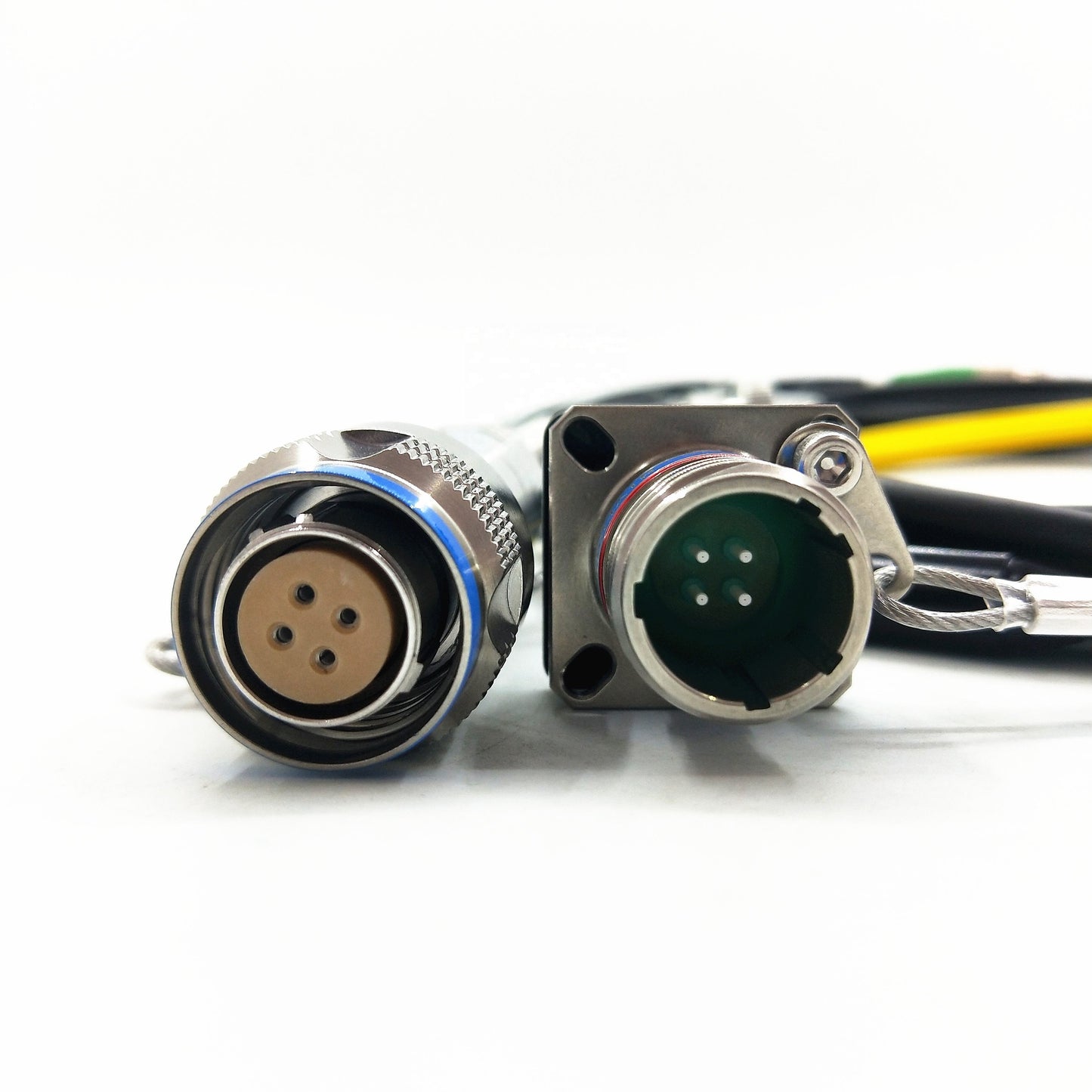 F-tone D38999 Series Standard Circular Connectors 4Cores Plug Fiber Optic Cable Assembly