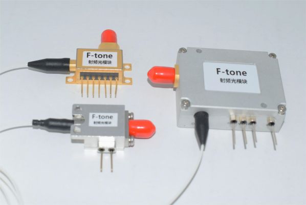 12GHz Balanced Photodetector
