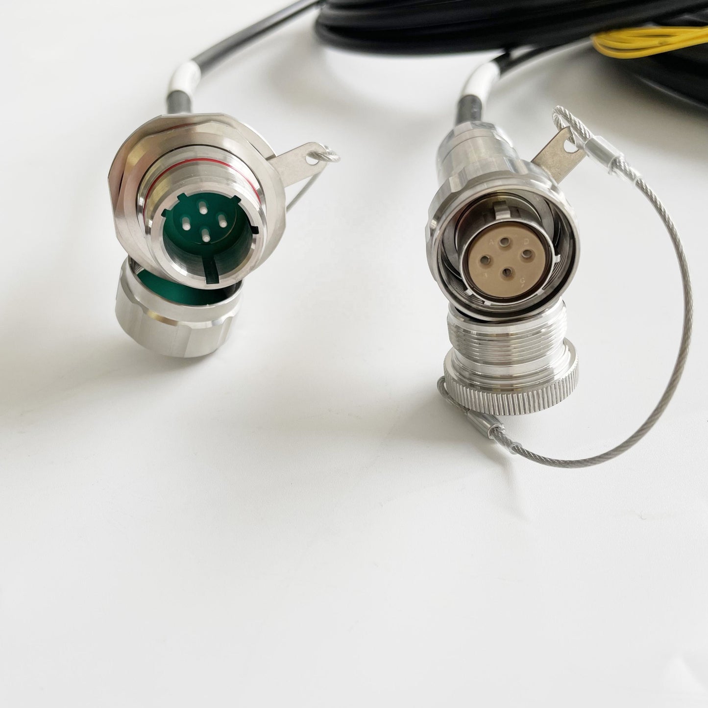 Specialty Mine Using ZLO/ GYD18 Series 4cores Male and Female Fiber Connector ZLO04P ZLO04S /GYD18T4PN GYD18T4SN