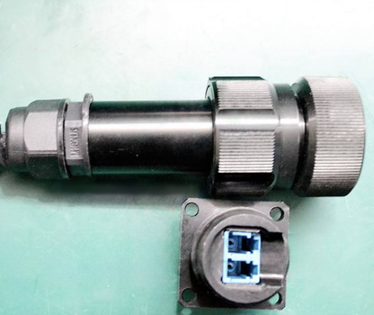 PDLC Waterproof LC SC Fiber Optic Cable Patch Cord for FTTA Telecommunication Equipment Armored Fiber Patch Cord