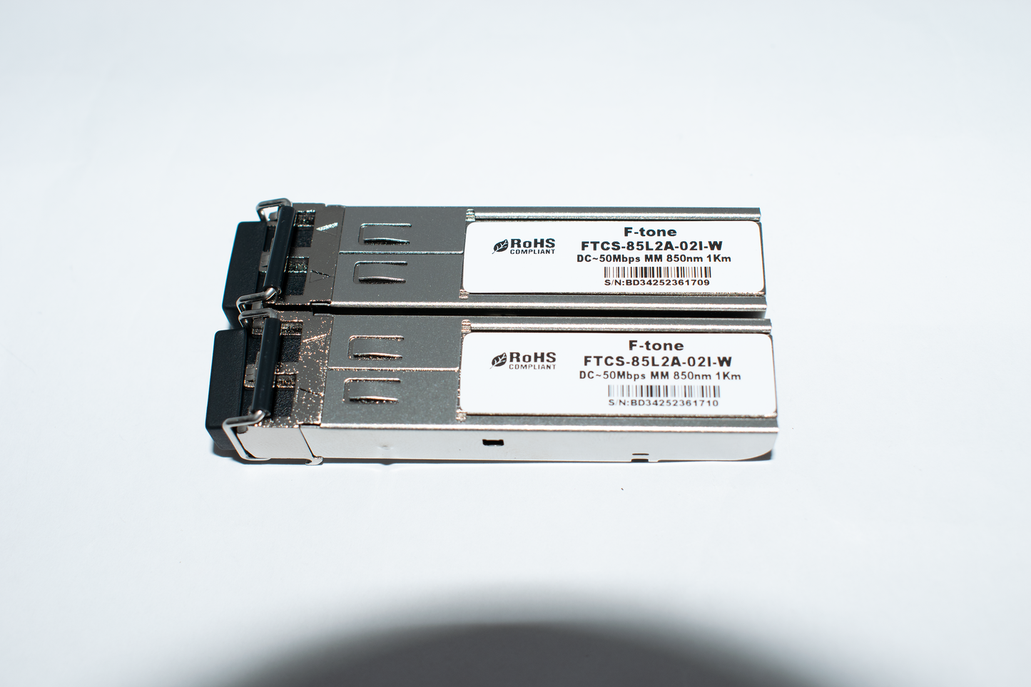 Fibre optique 650 nm compatible AVAGO AFBR-2529Z Dispositif émetteur-récepteur photoélectrique haute performance DC-50 MBd